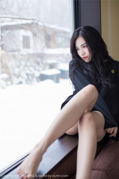 乐鱼体育下载-漫展穿军装玩cosplay 堪称最有范coser(图3) 乐鱼体育下载